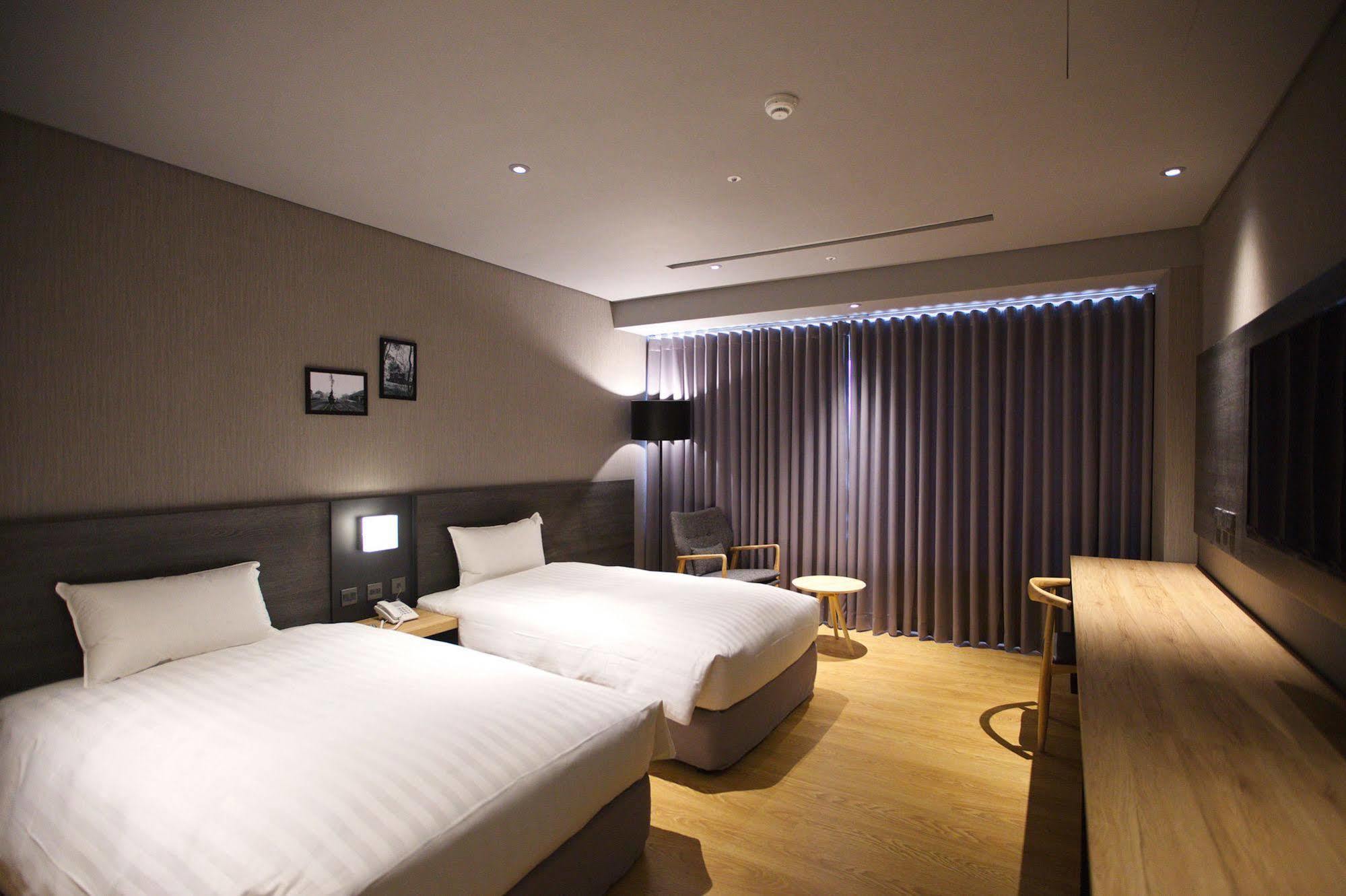 Chiayi Guanzhi Hotel Exteriör bild